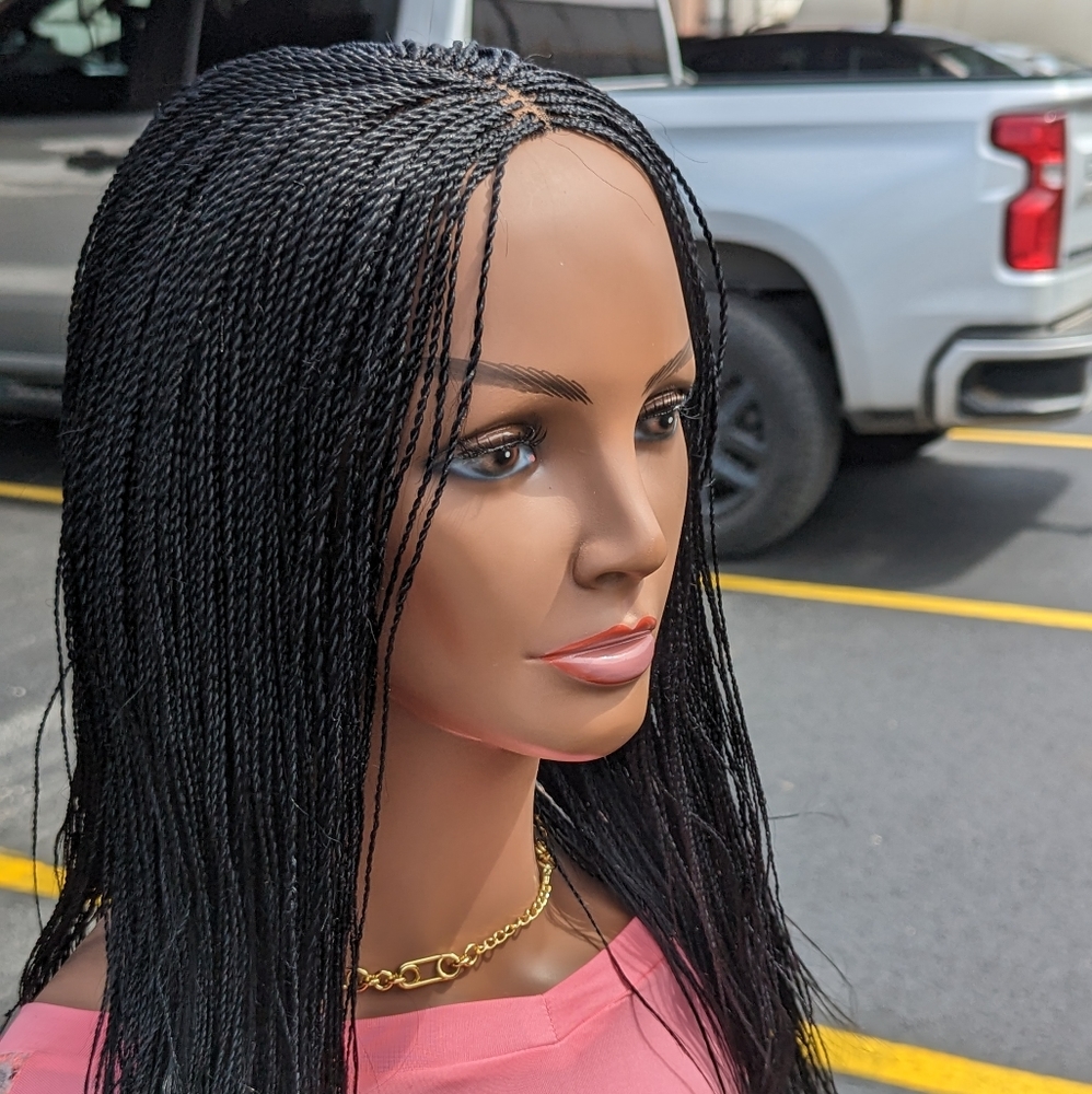 Tiny braids